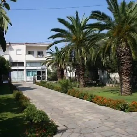 Vicky & شقة فندقية 2*