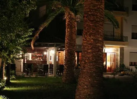 Vicky & 2* لايميناس