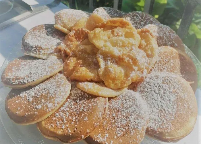 Vicky & 2* Limenas (Thasos)